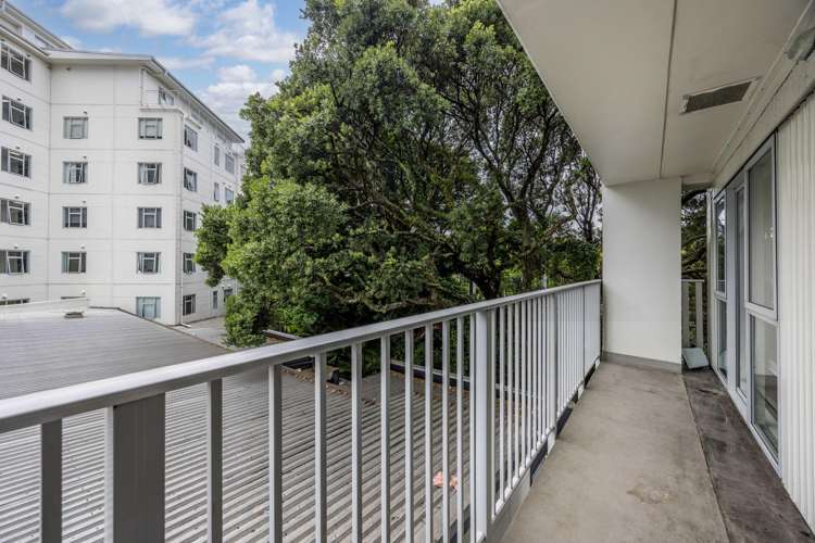 311/8 Ronayne Street_5