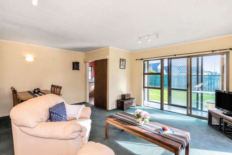 1/118 Hillcrest Road Raumati Beach_8