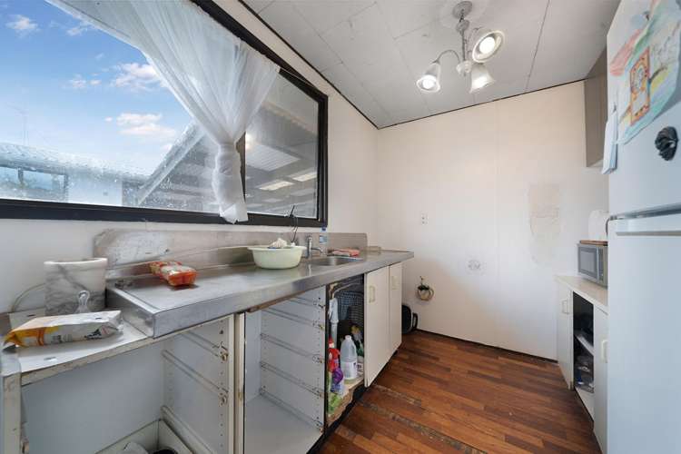 1/88 Parrs Cross Road Henderson_13