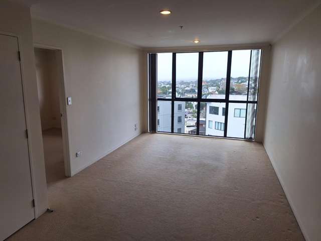 QA705/176 Broadway 1734_1