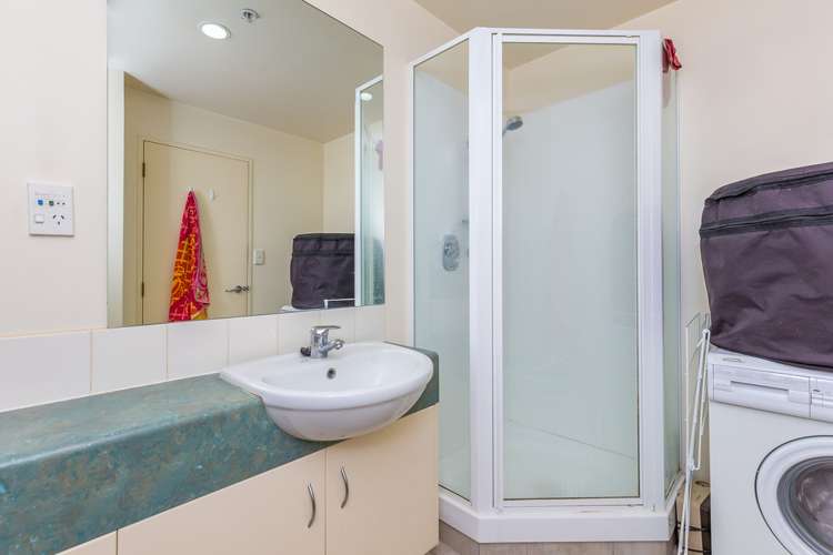 4d/2 Whitaker Place Grafton_7