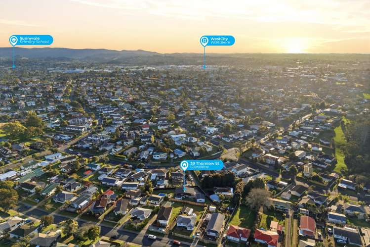 39 Thornlow Street Glendene_21