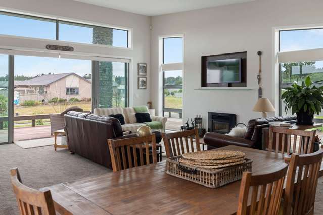 3 Ngati Huia Place Waitarere Beach_4