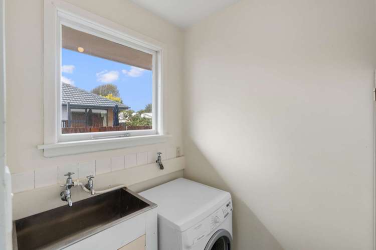 39 Lake Terrace Road Burwood_14