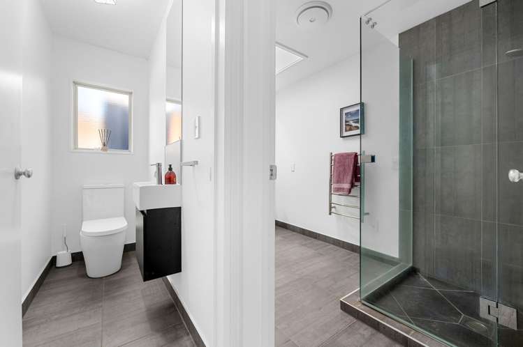 10 Strata View Western Heights_15