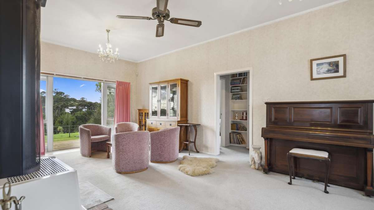 380 Ridge Road_3
