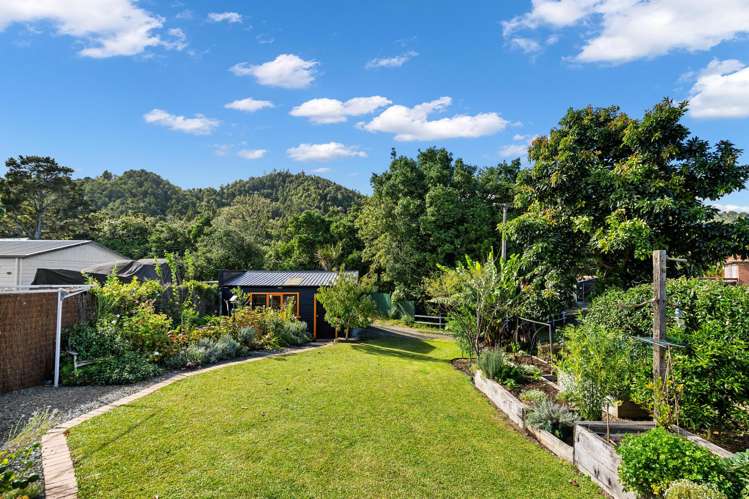 39 Lovatt Crescent Kensington_20