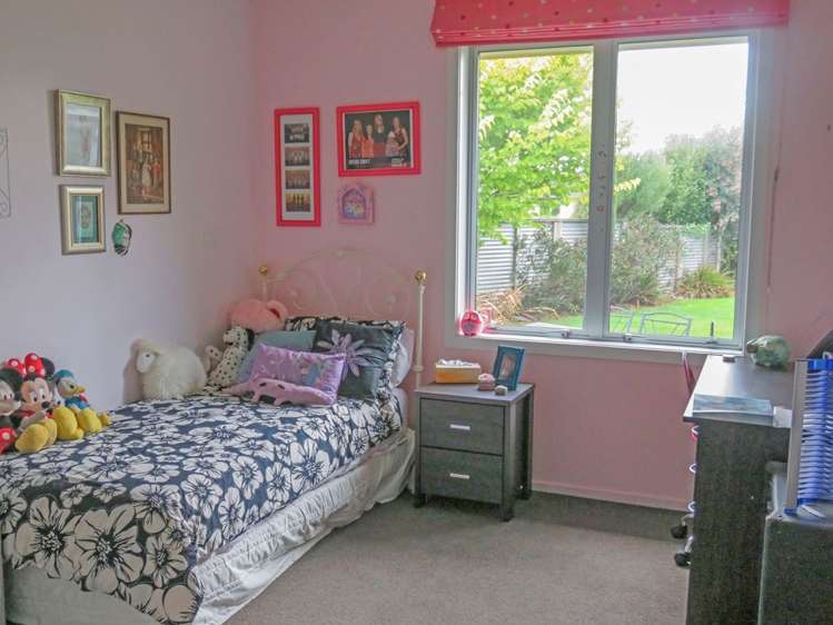 9 Bracken Gable Rosedale_13