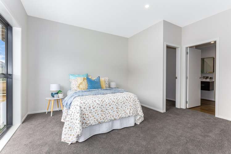 8 Tradewinds Drive Whitby_14