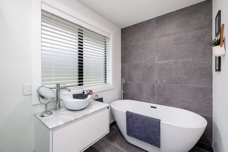 13 Lower Hook Road Waimate_11