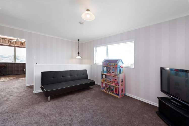 15b Henderson Crescent Parkvale_10