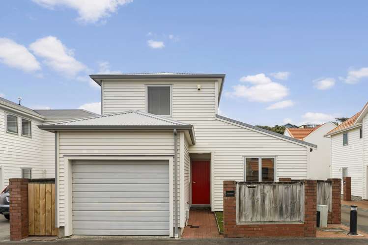 22/36 Dee Street Island Bay_11