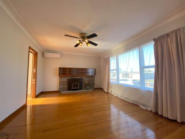 2 Te Kanawa Crescent Henderson_1