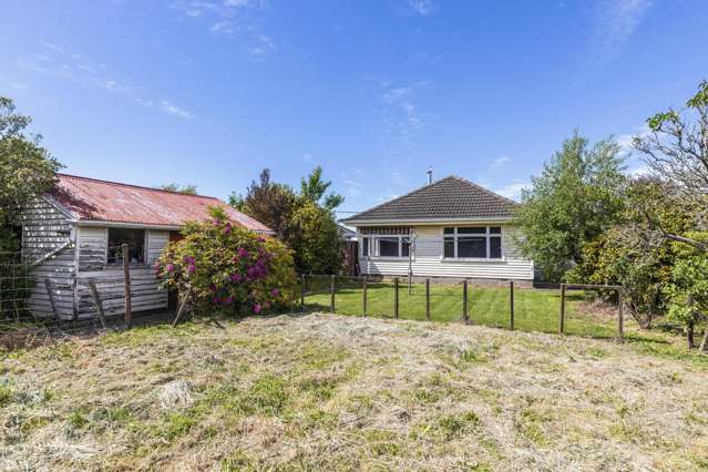 63 Coopers Road Dallington_3