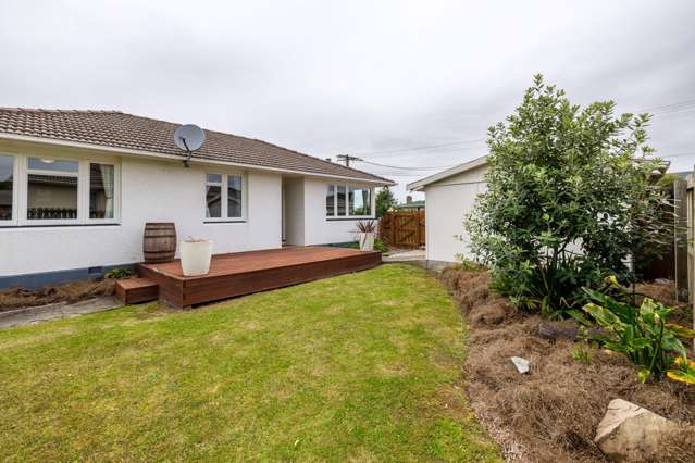 Cosy, Comfortable & Close to Town