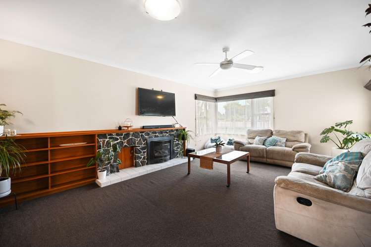 15 Tomin Road Glenview_25