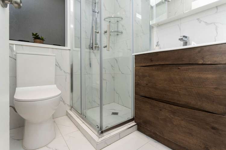 1/9 Kopara Place Clendon Park_11