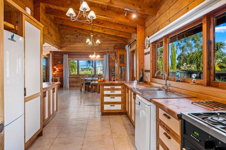 8 Ascot Vale Tikitere_9