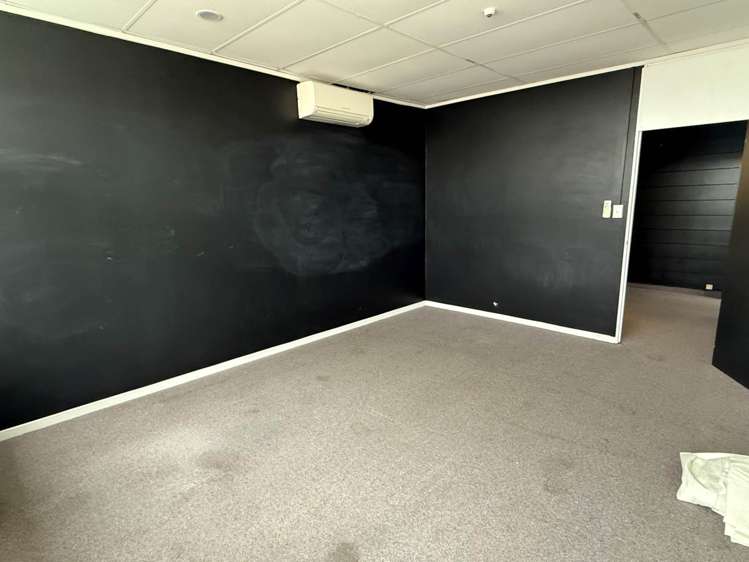 3063 Great North Road New Lynn_5