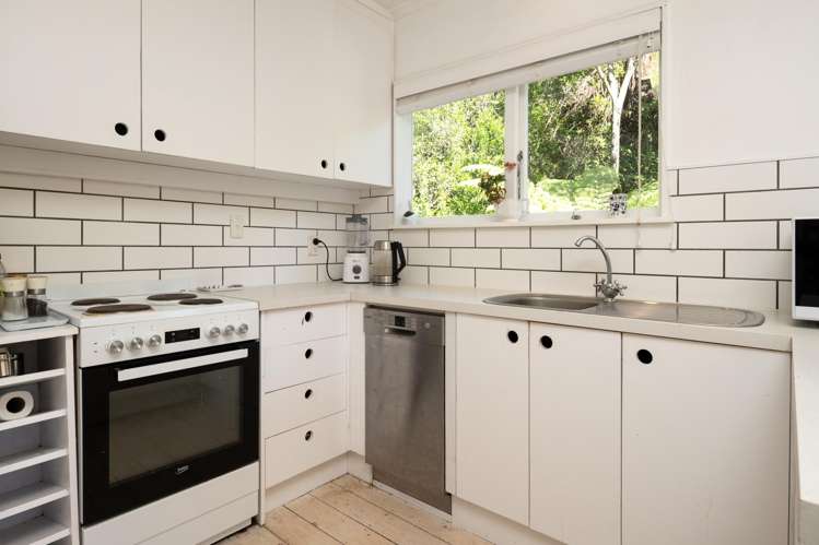 786 Queen Charlotte Drive Havelock_9