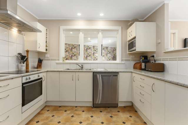 124 Glendale Road Glen Eden_4