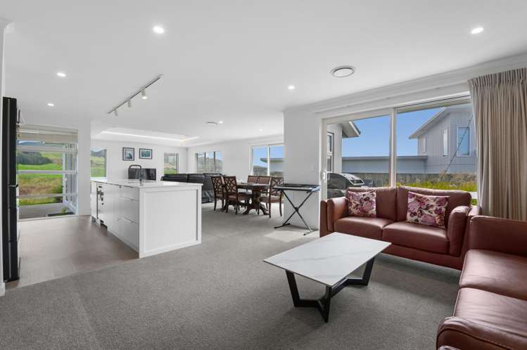 21 Kohekohe Drive Owhata_2