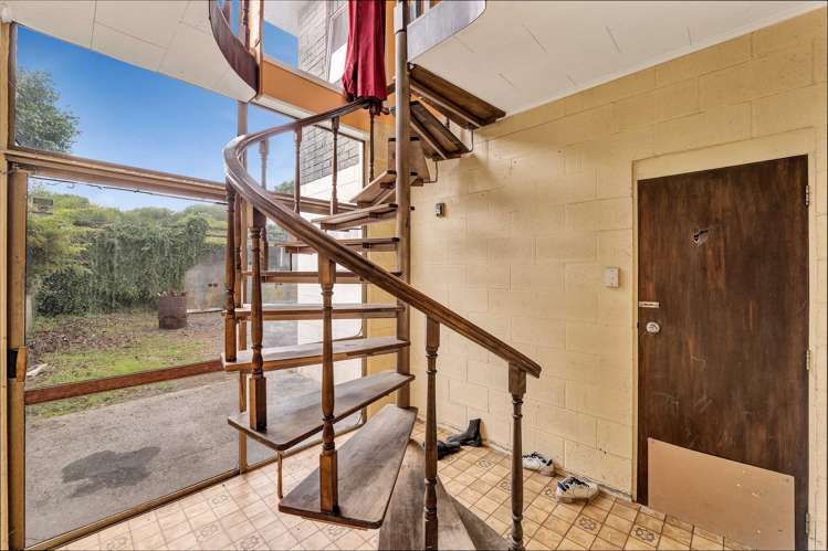 19 Tybalt Street Stratford_11