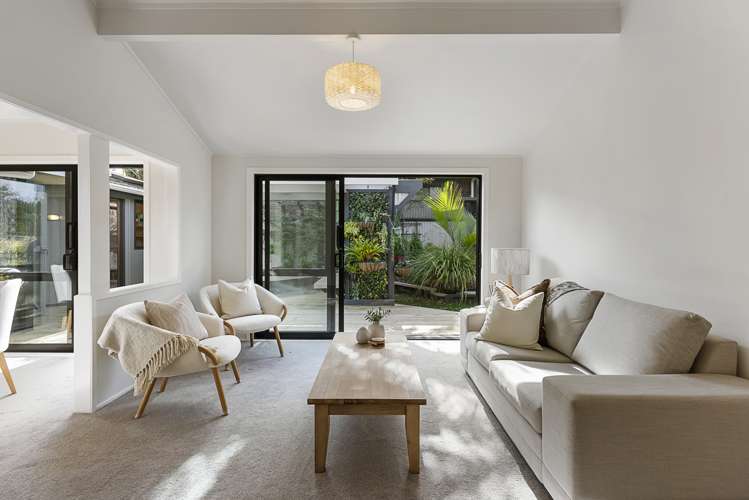 1/40 James Evans Drive Northcote_10