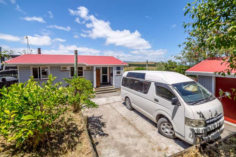 24 Whangaimoana Beach Road Pirinoa_17