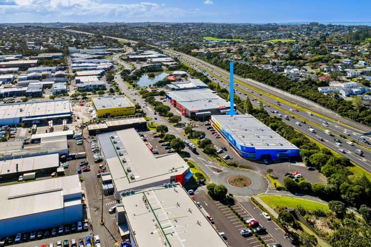 Unit C, 7-19 Croftfield Lane Wairau Valley_17