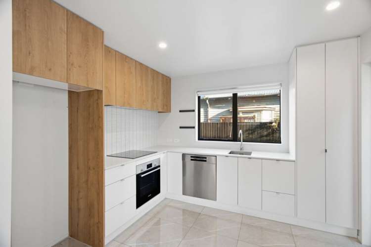 4/675 Worcester Street Linwood_1