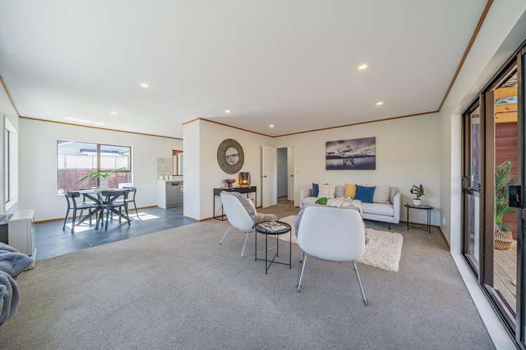 14A Bracken Street Petone_5