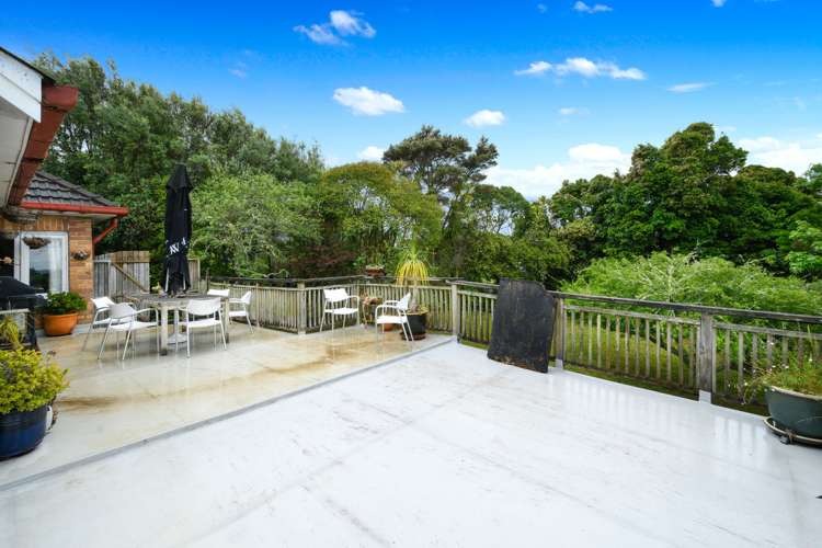 195 Golf Road Titirangi_18
