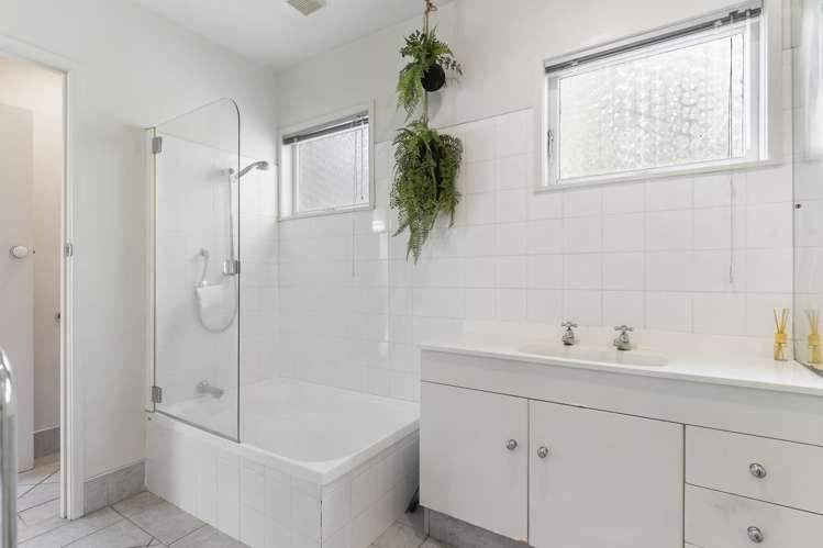 125 Braemar Road Castor Bay_16