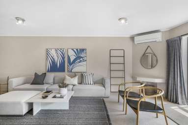 2/159 Norman Lesser Drive_3