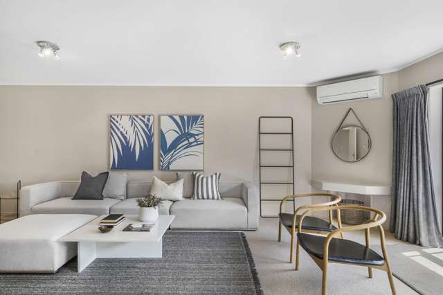 2/159 Norman Lesser Drive Saint Johns_3