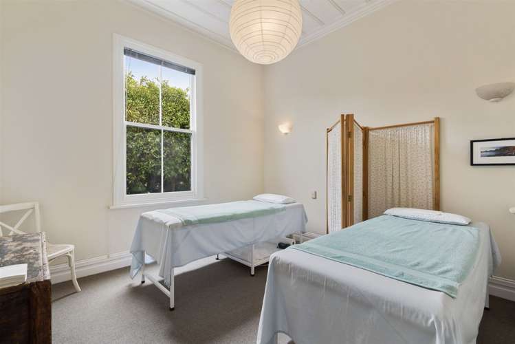 235 Onewa Road Birkenhead_15