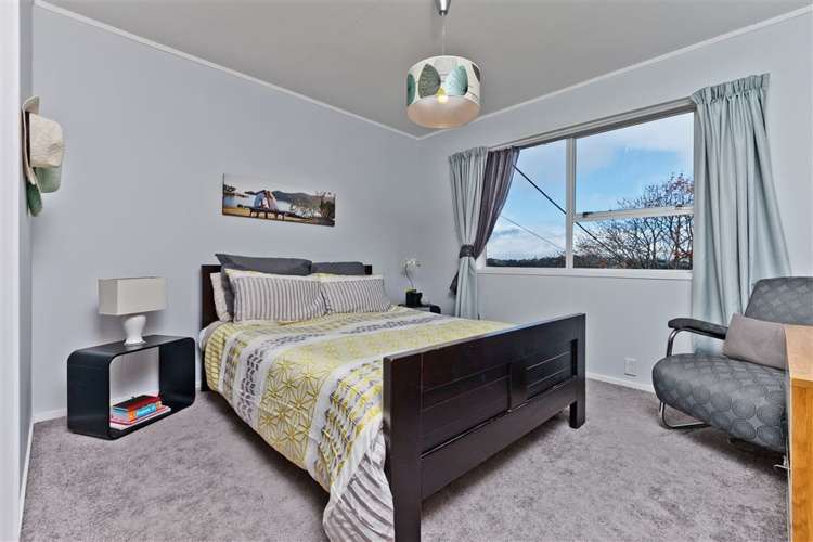 8 Coroglen Avenue Birkenhead_7