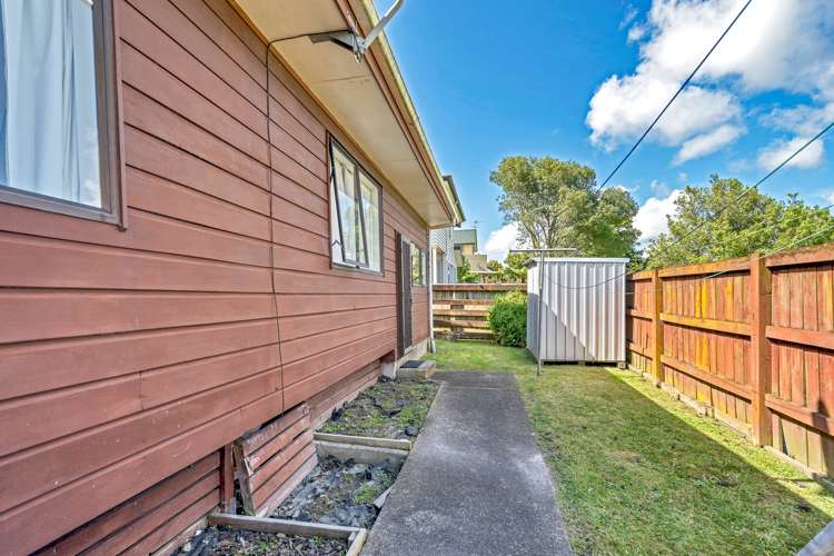 246 Te Atatu Road Te Atatu South_10