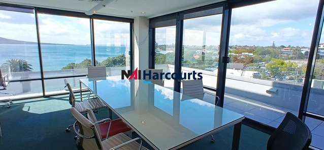 1/L3/95 Hurstmere Road Takapuna_3