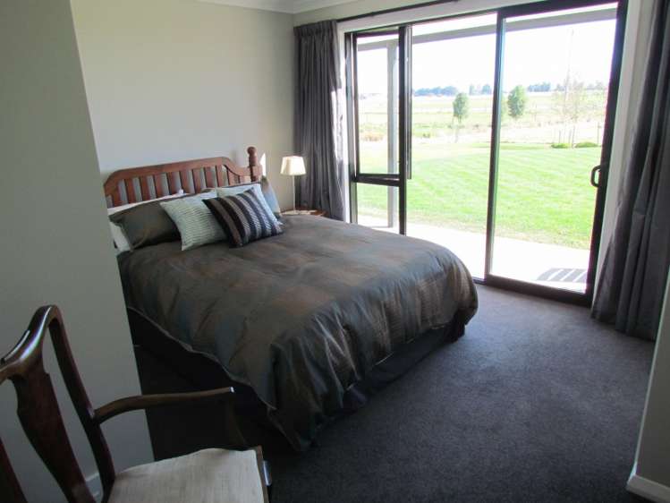 9a Racecourse Road Winton_9