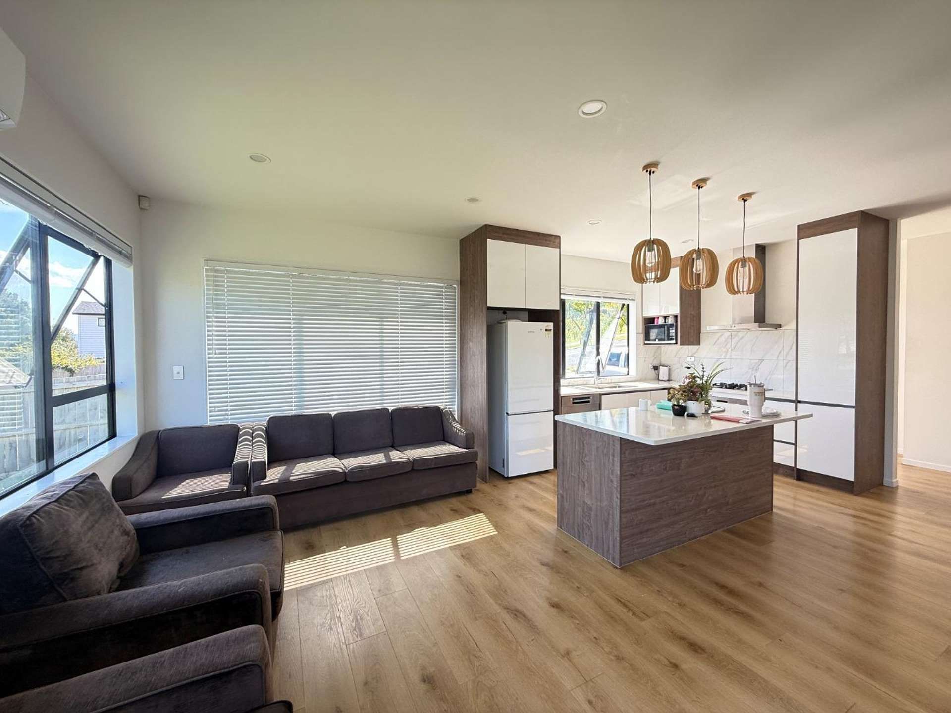 51 Jamish Drive 11044_0