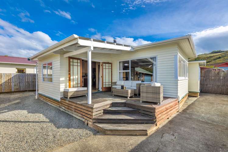 14 Murphy Street Toi Toi_18