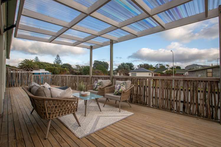 38 Freyberg Crescent Waikanae Beach_8