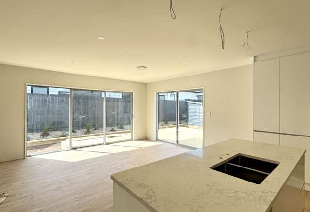 6 Tipu Crescent Milldale_1