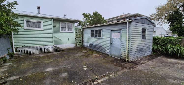 12 Ngatitoa Street Takapuwahia_7