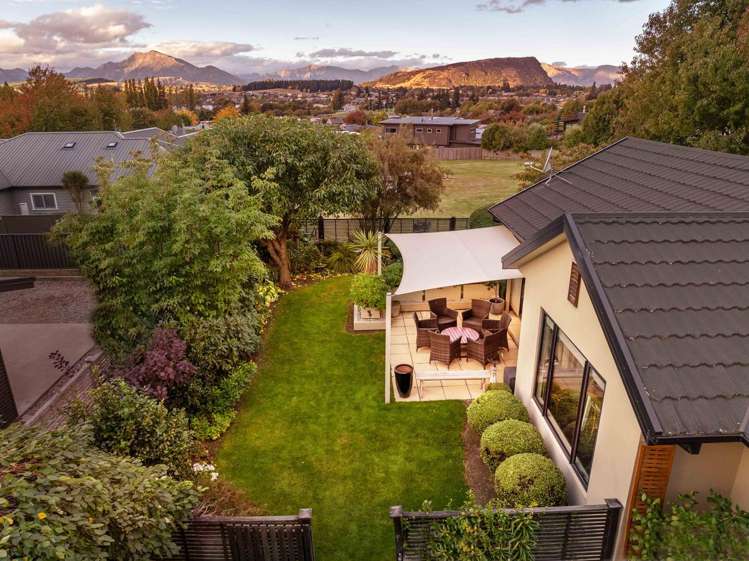 7 Clydesdale Court Wanaka_19