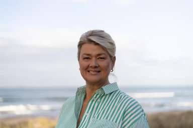 Donna Santner AREINZ