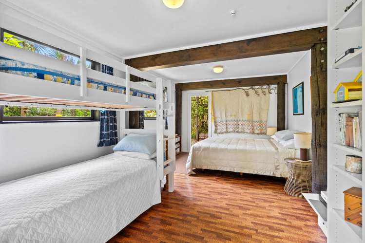 2003 Whangarei Heads Road Whangarei Heads_24