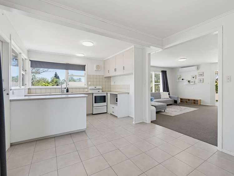 2 Alastair Avenue_4